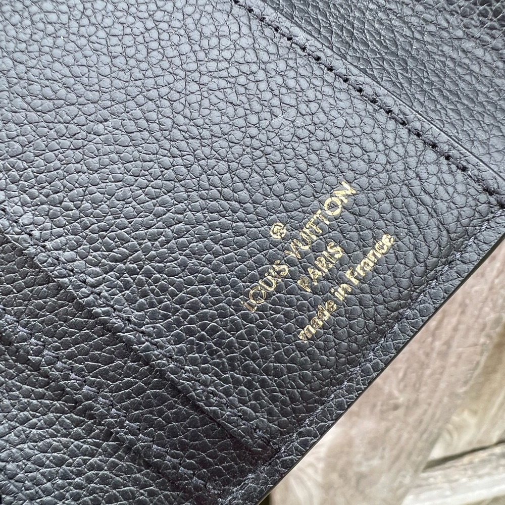 🌸SOLD🌸Louis Vuitton Zoe Empreinte Wallet - Picture 12 of 14